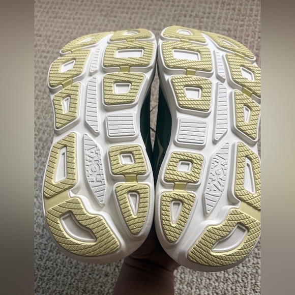 HOKA Men’s Bondi 9 - Picture 6 of 6